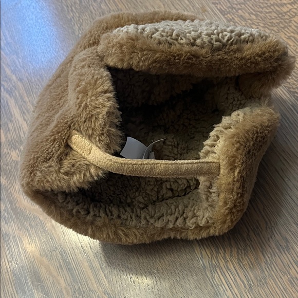 Target Fuzzy Brown Kids Hat - Picture 3 of 6